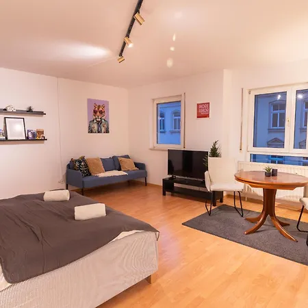 Zweisam Am Alaunpark * Drezda